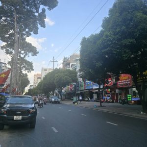 Bán nhà mặt tiền 81 Hùng Vương