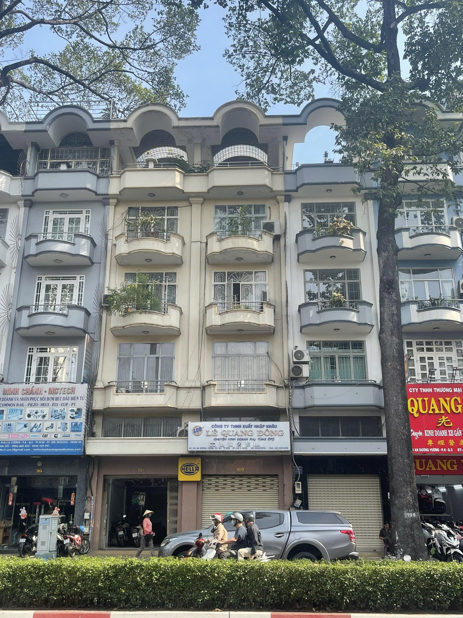 Bán nhà mặt tiền 107-109 An Dương Vương