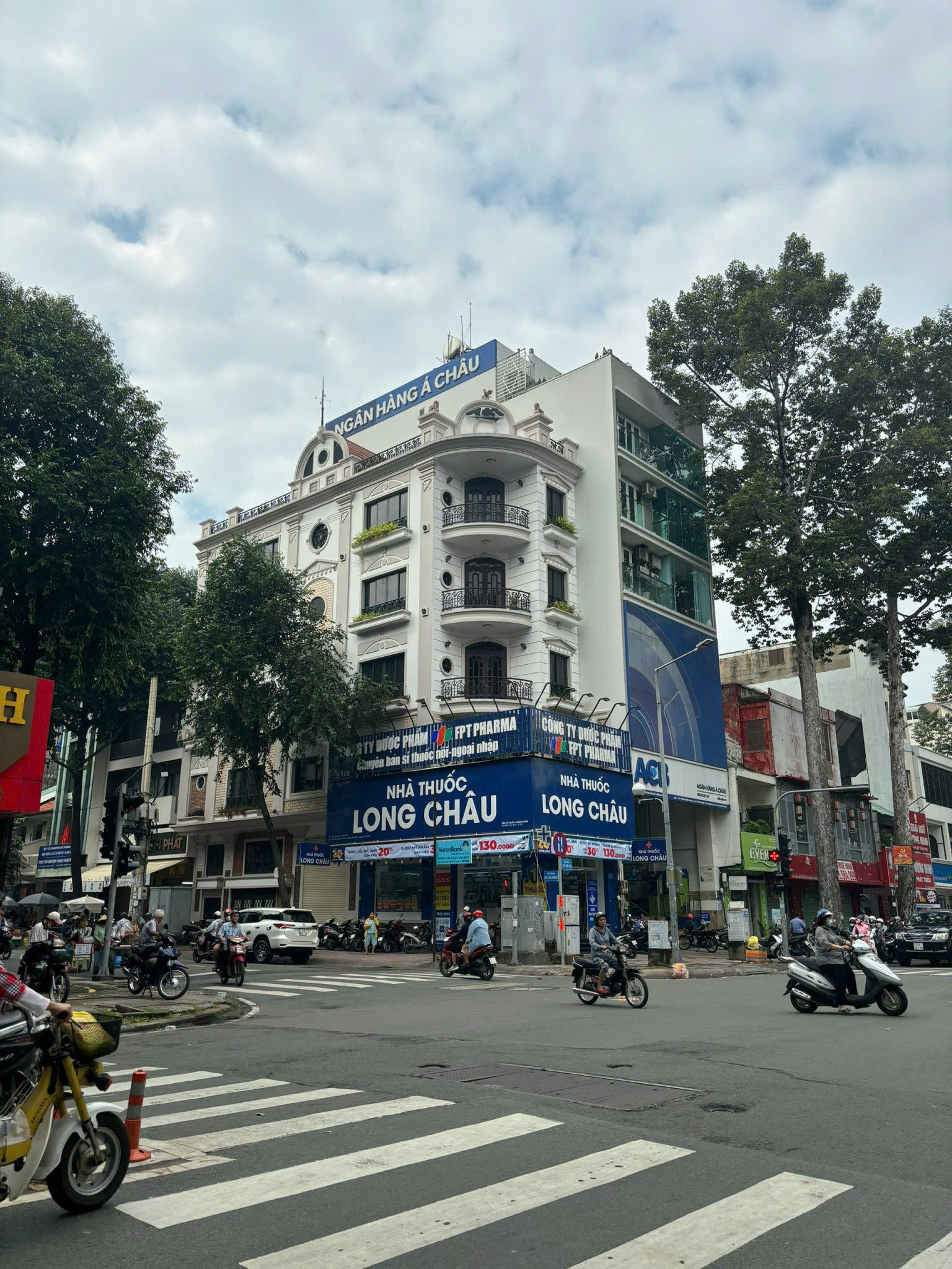 Bán nhà góc 2 mặt tiền 1053 Trần Hưng Đạo