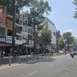 Bán nhà mặt tiền Nguyễn Tri Phương