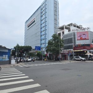 Bán tòa nhà nhà góc 3 mặt tiền Trần Quốc Thảo