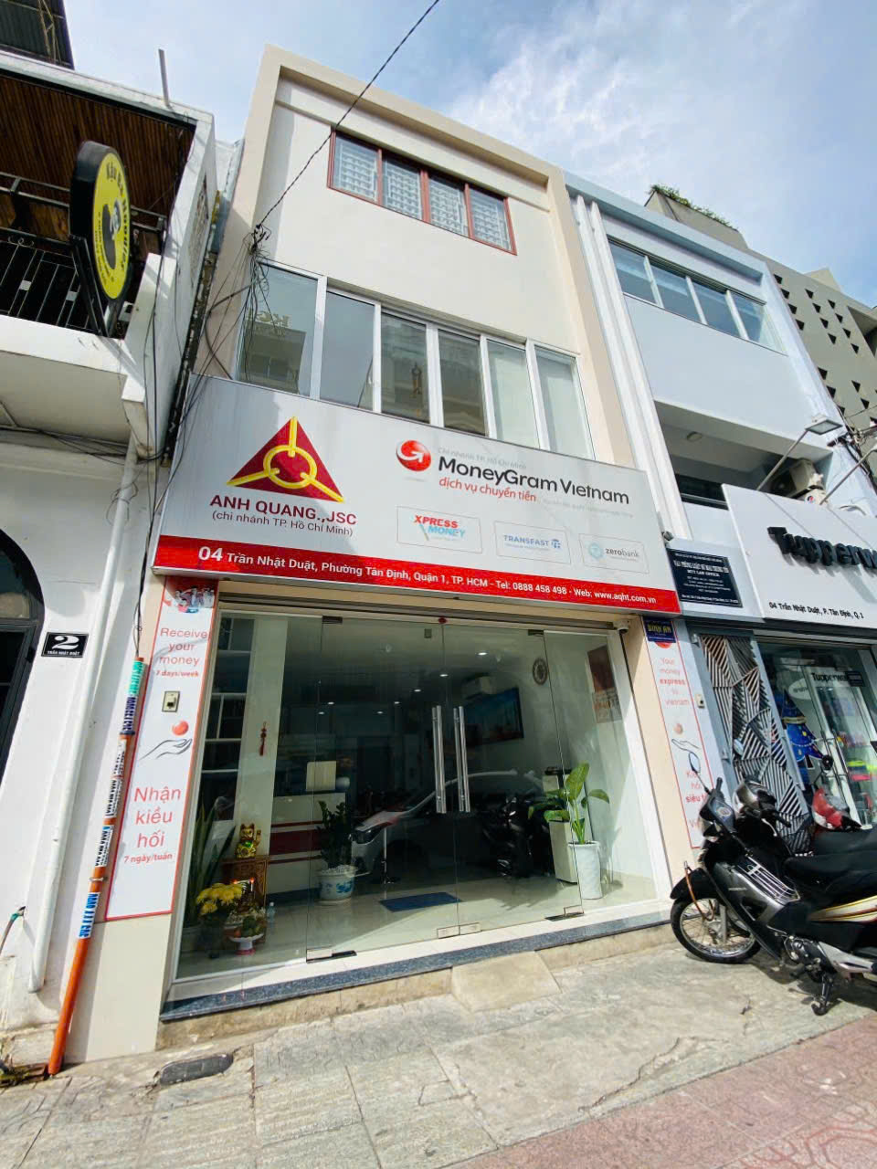 Bán nhà mặt tiền đường Trần Nhật Duật