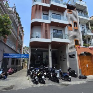 Bán tòa nhà góc 2 mặt tiền đường Thạch Thị Thanh