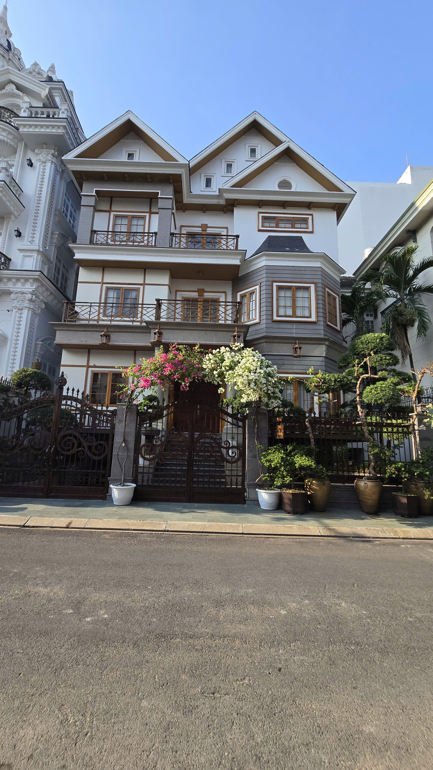bán biệt thự đường phổ quang