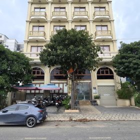 Bán tòa nhà mặt tiền đường Phan Bá Vành