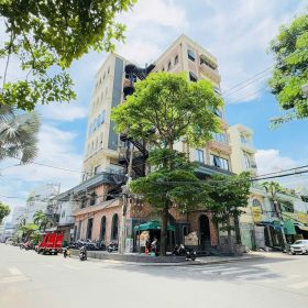 Bán tòa nhà góc 2 mặt tiền đường số 7