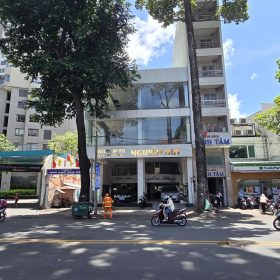 Bán tòa nhà mặt tiền đường An Dương Vương